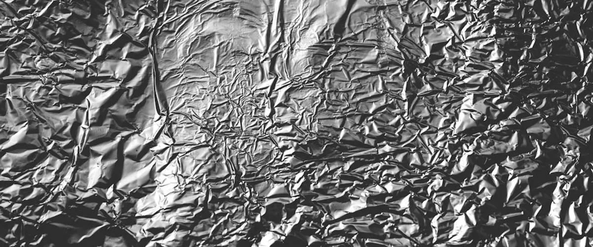 peut mettre papier aluminium micro ondes